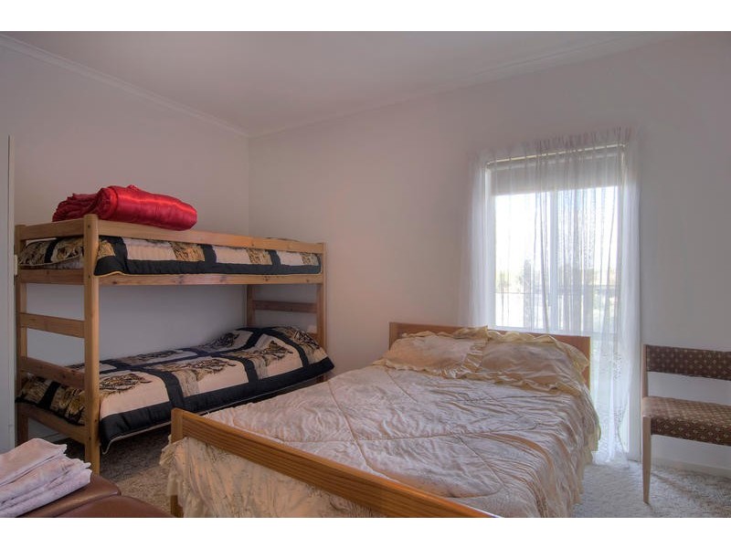 4 Hendersons Road, Bittern VIC 3918