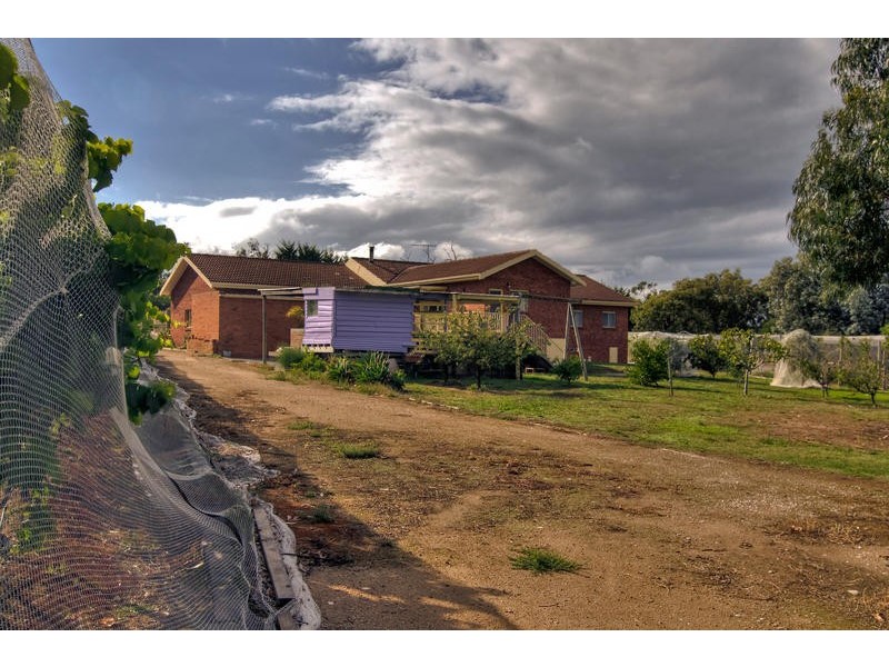 4 Hendersons Road, Bittern VIC 3918
