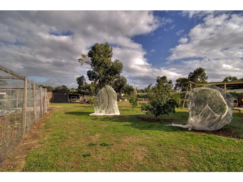 4 Hendersons Road, Bittern VIC 3918