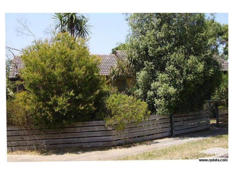 13 Martin Street, Hastings VIC 3915