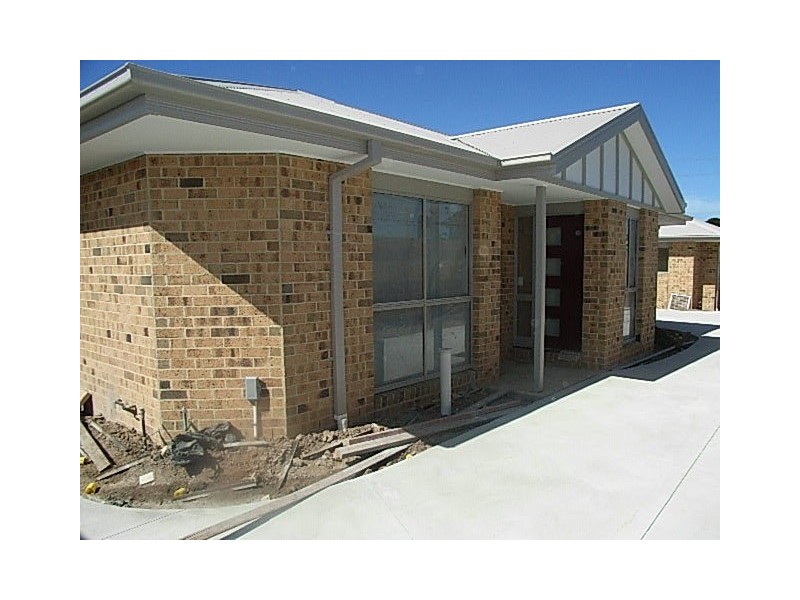 4/28 Orchard Grove, Tyabb VIC 3913