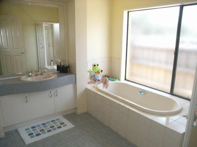 32 Hamilton Street, Crib Point VIC 3919