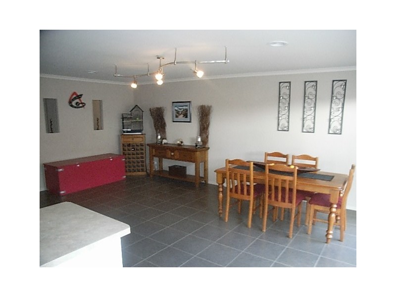 4 Jillian Place, Hastings VIC 3915