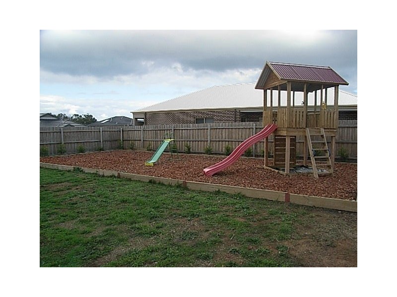 4 Jillian Place, Hastings VIC 3915