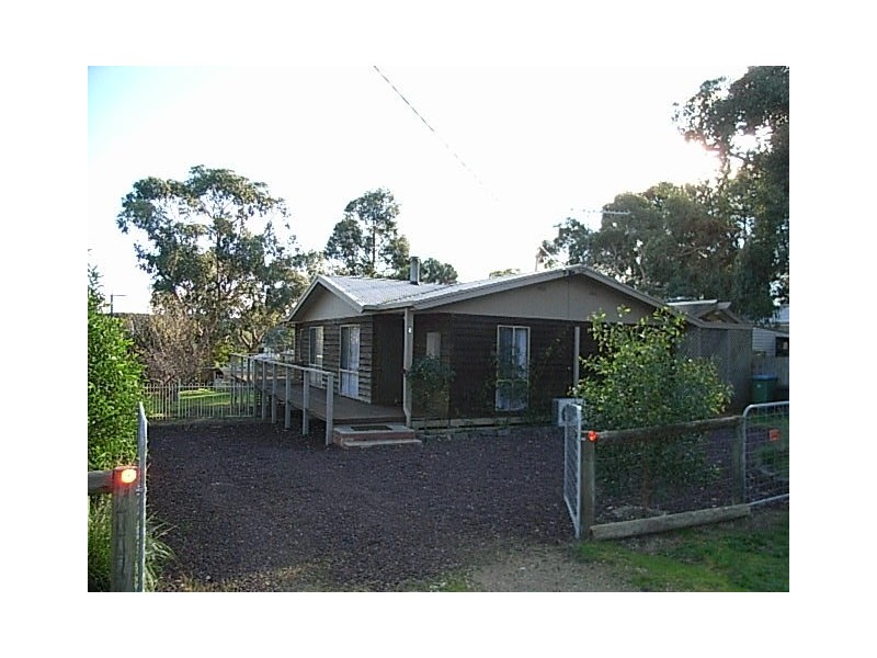 2 Vale Street, Bittern VIC 3918