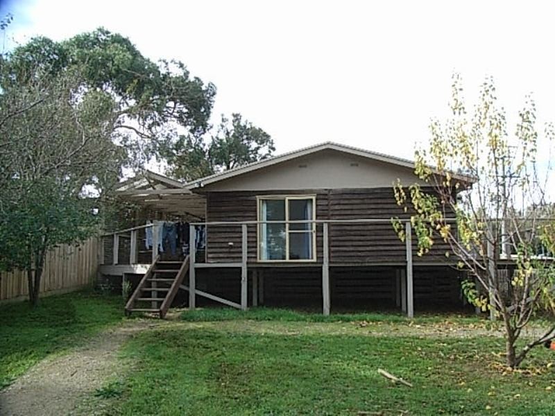 2 Vale Street, Bittern VIC 3918