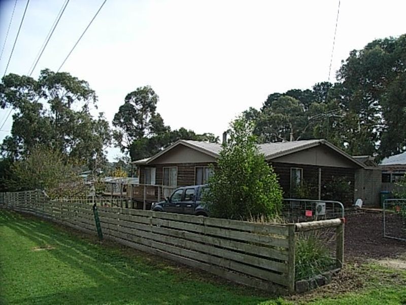 2 Vale Street, Bittern VIC 3918