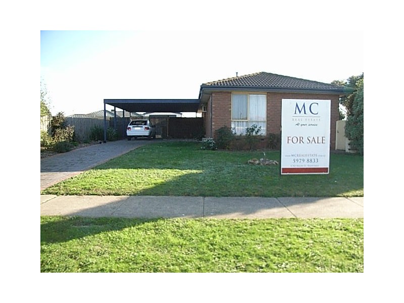 18 Michelle Drive, Hastings VIC 3915