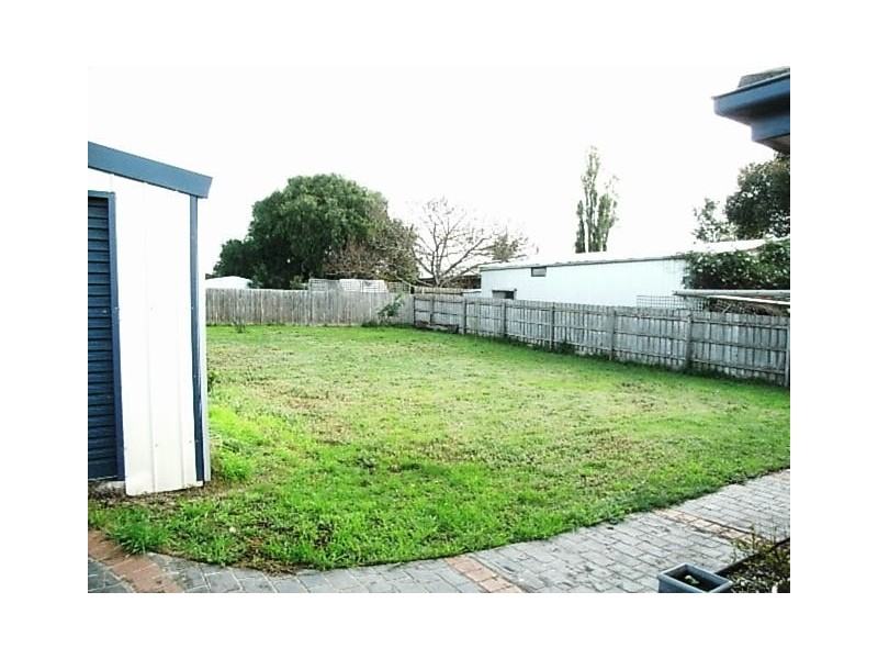 18 Michelle Drive, Hastings VIC 3915