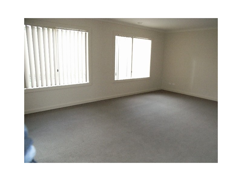 16 James Hird Drive, Hastings VIC 3915