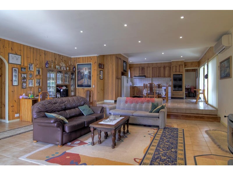 4 Hendersons Road, Bittern VIC 3918