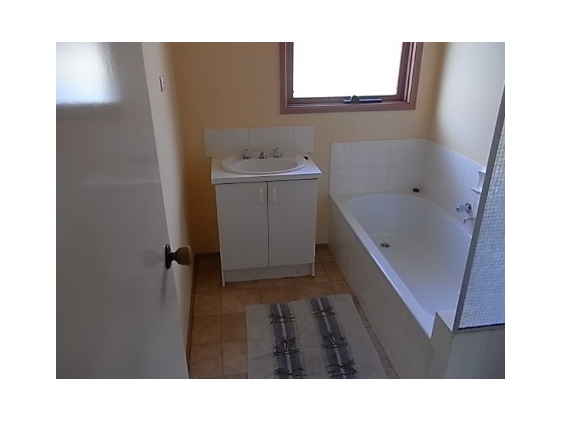 4 Auburn Court, Hastings VIC 3915