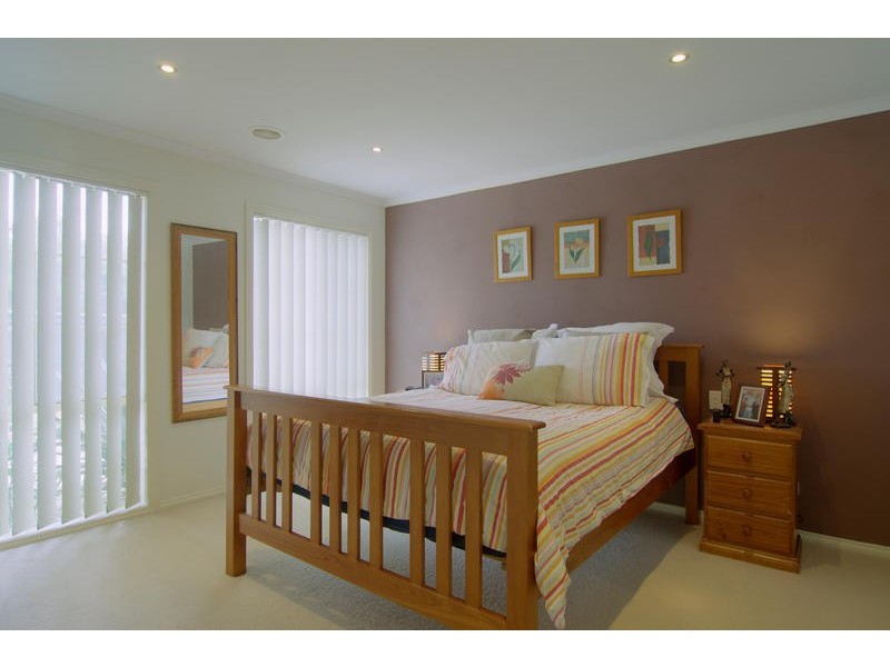 8 Jensen Court, Crib Point VIC 3919