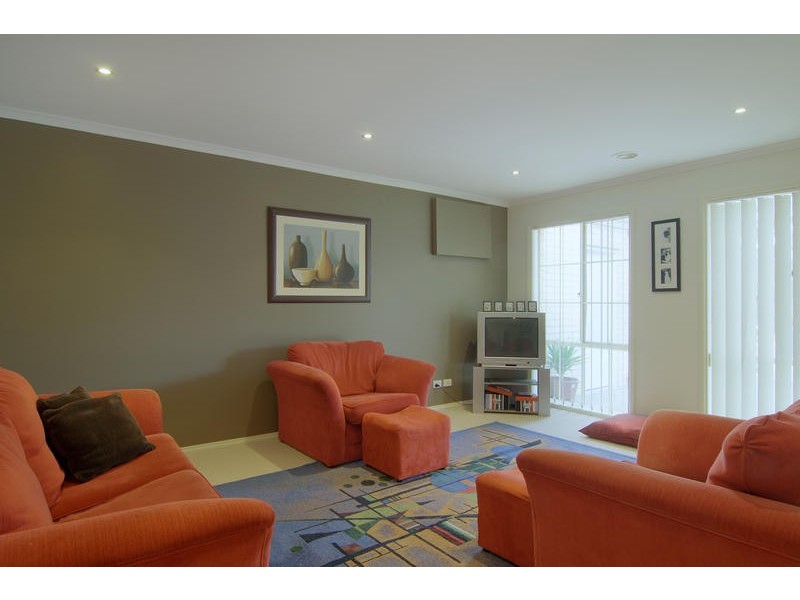 8 Jensen Court, Crib Point VIC 3919