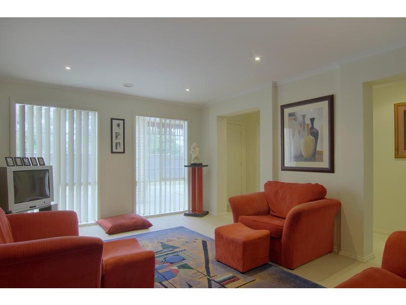 8 Jensen Court, Crib Point VIC 3919