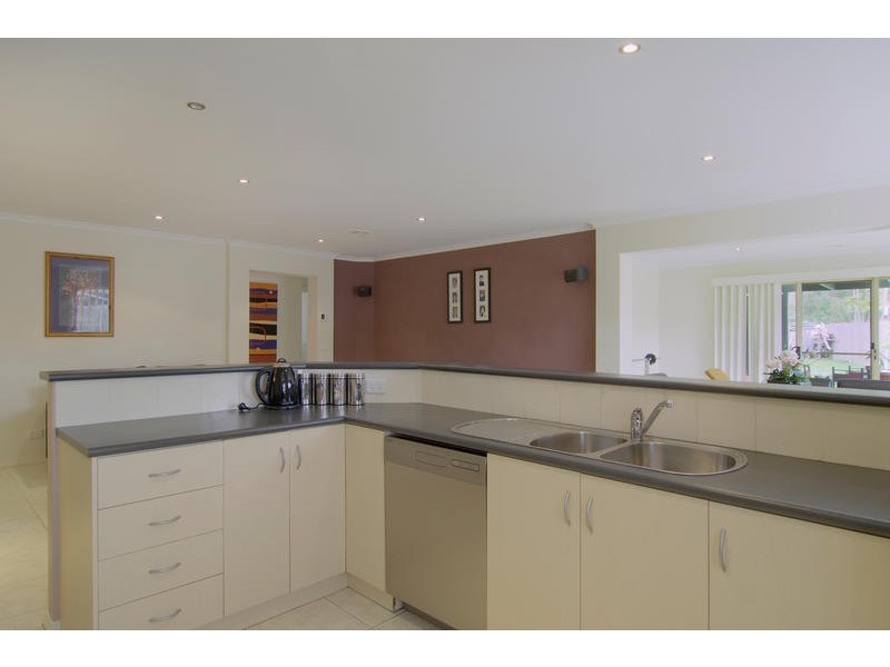 8 Jensen Court, Crib Point VIC 3919