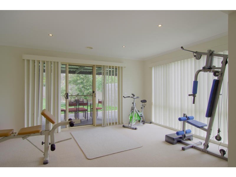 8 Jensen Court, Crib Point VIC 3919