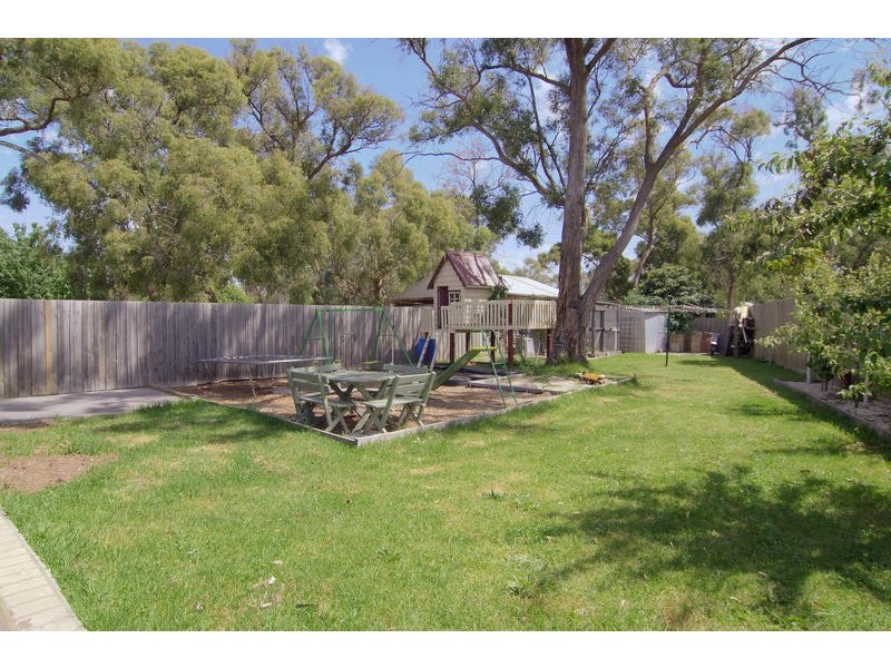 8 Jensen Court, Crib Point VIC 3919