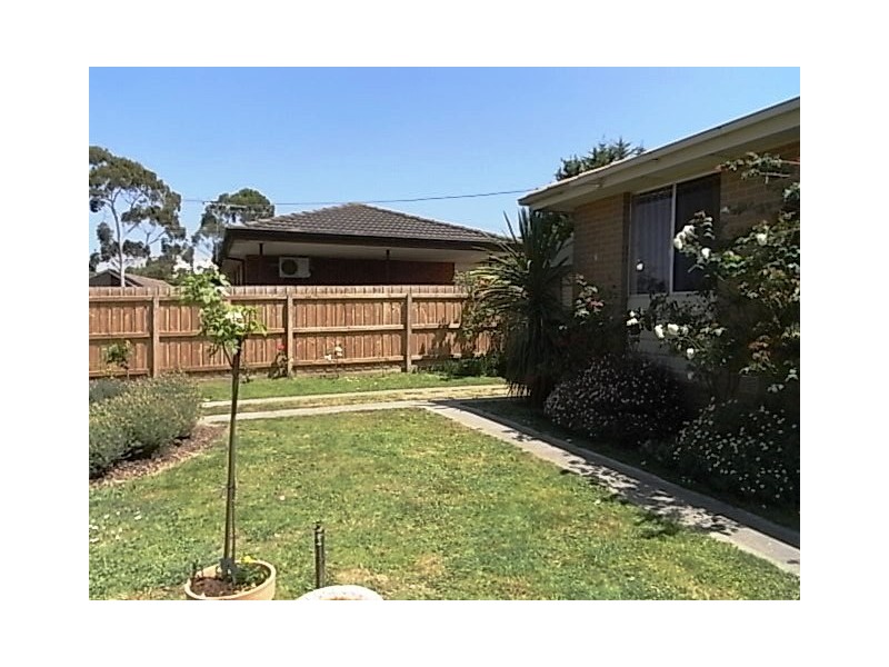 2 Curlew Court, Hastings VIC 3915