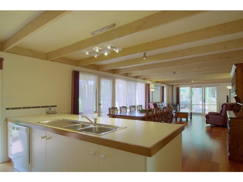 83 Creswell Street, Crib Point VIC 3919