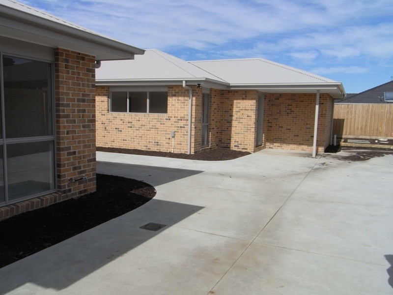 4/28 Orchard Grove, Tyabb VIC 3913
