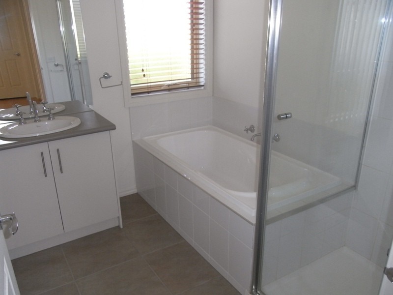 2/113 Disney Street, Crib Point VIC 3919