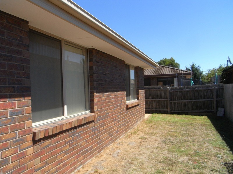 2 Thomas Place, Hastings VIC 3915