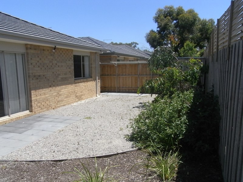 10 James Hird Drive, Hastings VIC 3915