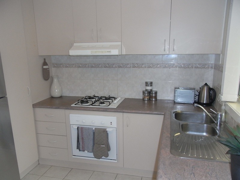 8/1 Phillip Court, Hastings VIC 3915