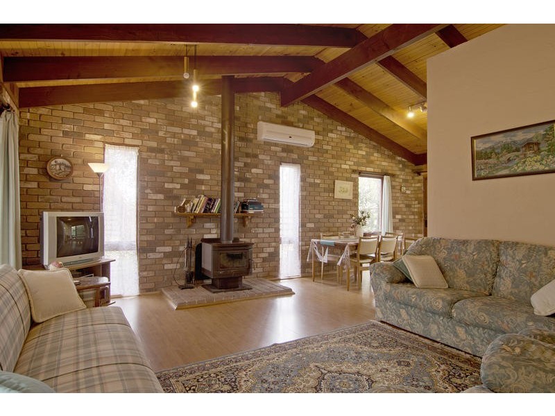 2 Dartnell Close, Crib Point VIC 3919