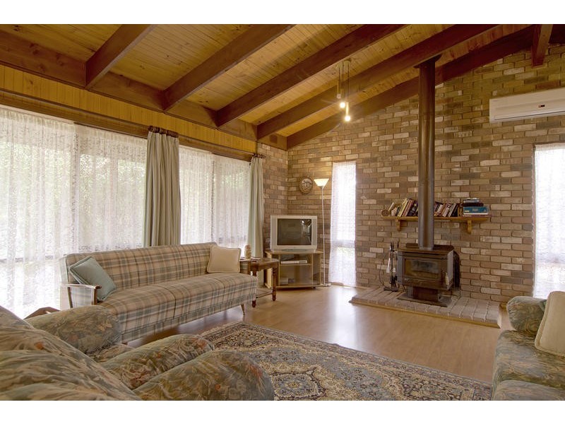 2 Dartnell Close, Crib Point VIC 3919