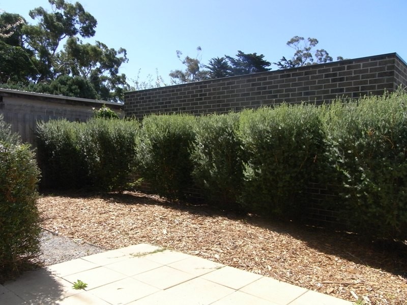 2/113 Disney Street, Crib Point VIC 3919