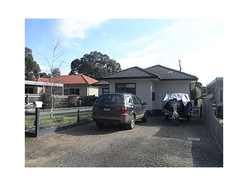 10 Peterson Street, Crib Point VIC 3919