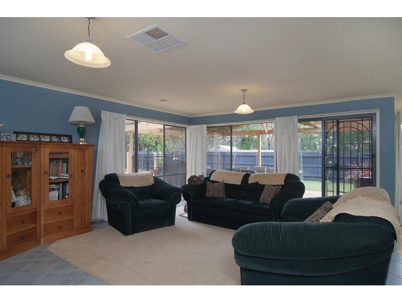 32 Hamilton Street, Crib Point VIC 3919