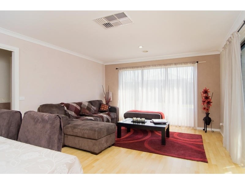 6 Forbes Place, Hastings VIC 3915