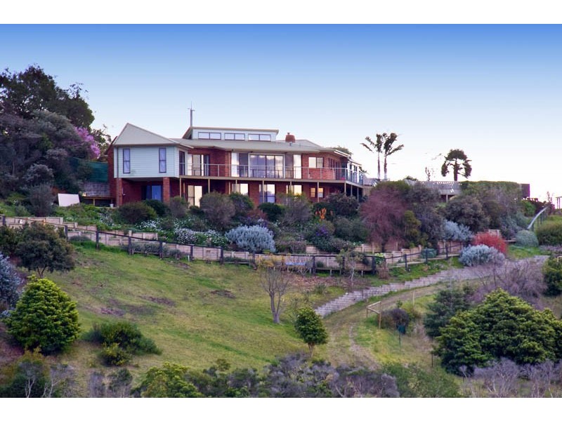 66 Creighton Street, Lakes Entrance VIC 3909