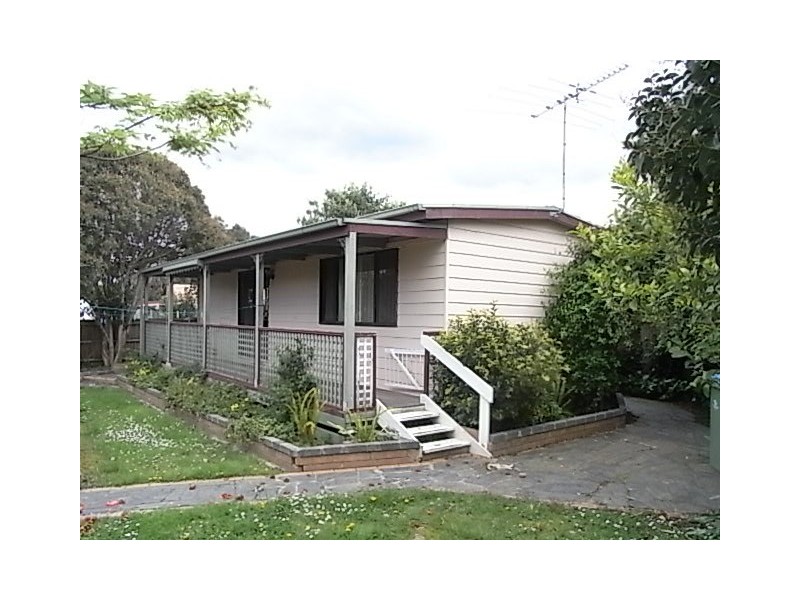 8 Dellwood Court, Hastings VIC 3915