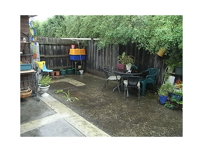 1, 2, 3 — 2 Station Way, Tyabb VIC 3913