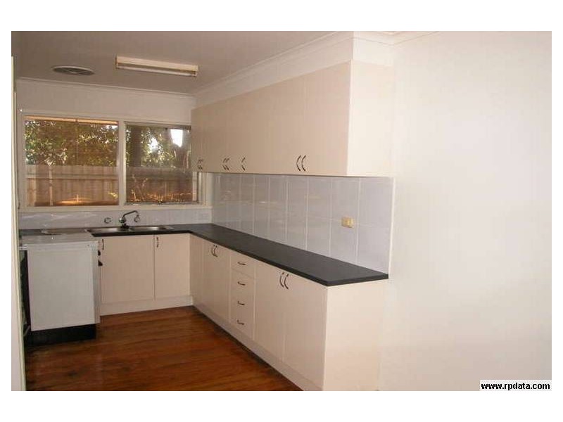 1/4 Queen Street, Hastings VIC 3915