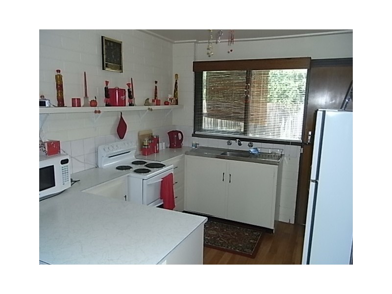 1,2,3 — 2 Station Way, Tyabb VIC 3913