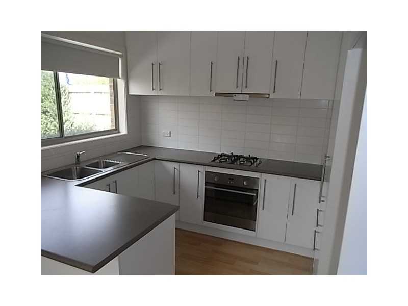 2/2070 Frankston Flinders Road, Hastings VIC 3915