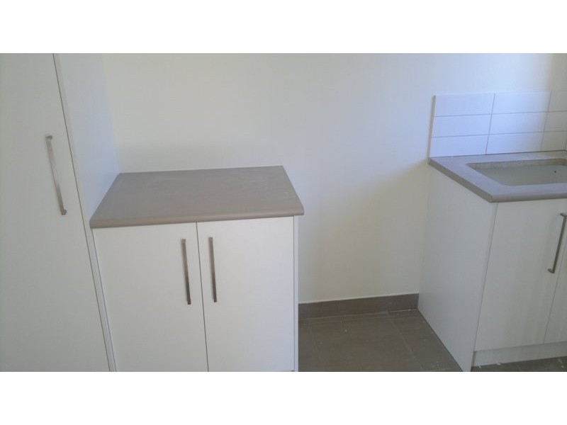 2/28 Dalton Avenue, Tyabb VIC 3913