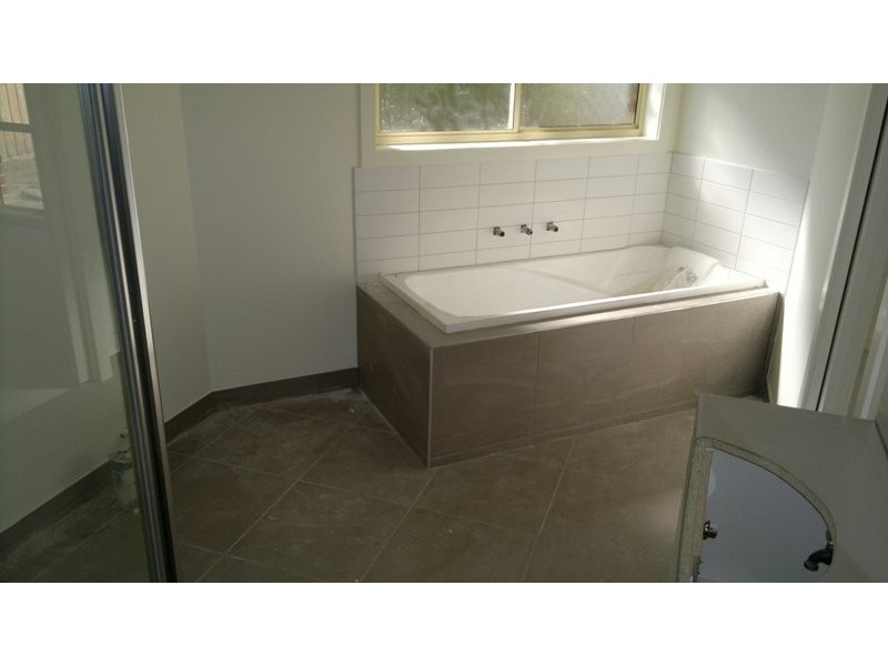 2/28 Dalton Avenue, Tyabb VIC 3913