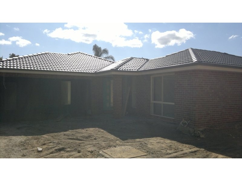 2/28 Dalton Avenue, Tyabb VIC 3913