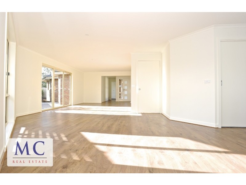 2/28 Dalton Avenue, Tyabb VIC 3913