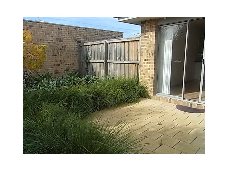 2/2070 Frankston Flinders Road, Hastings VIC 3915