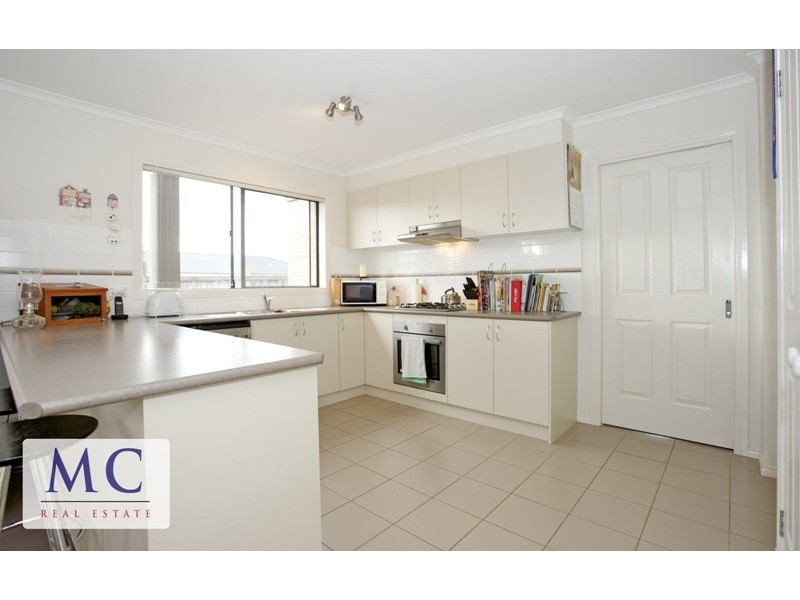 2 Dylan Drive, Hastings VIC 3915