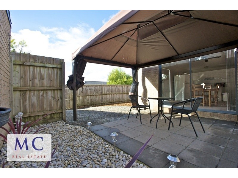 2 Dylan Drive, Hastings VIC 3915