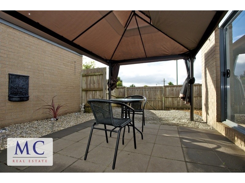 2 Dylan Drive, Hastings VIC 3915