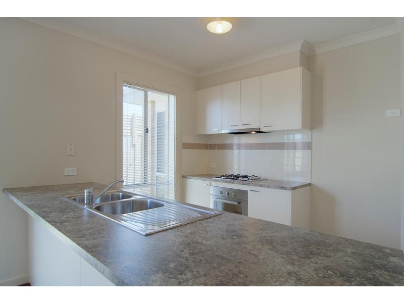 31 Reid Parade, Hastings VIC 3915